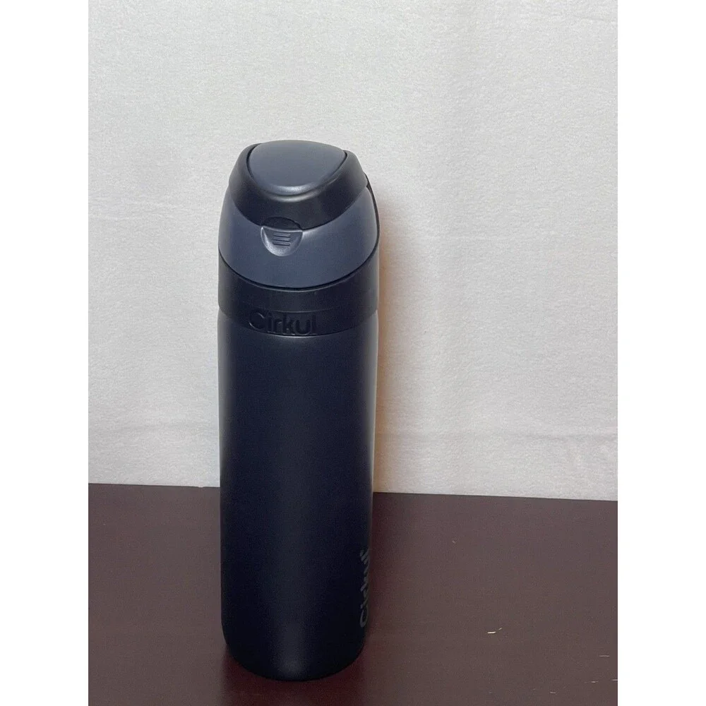 Cirkul 26oz StrawSipFlip WaterBottle Stainless Steel Double Wall Insulated Black